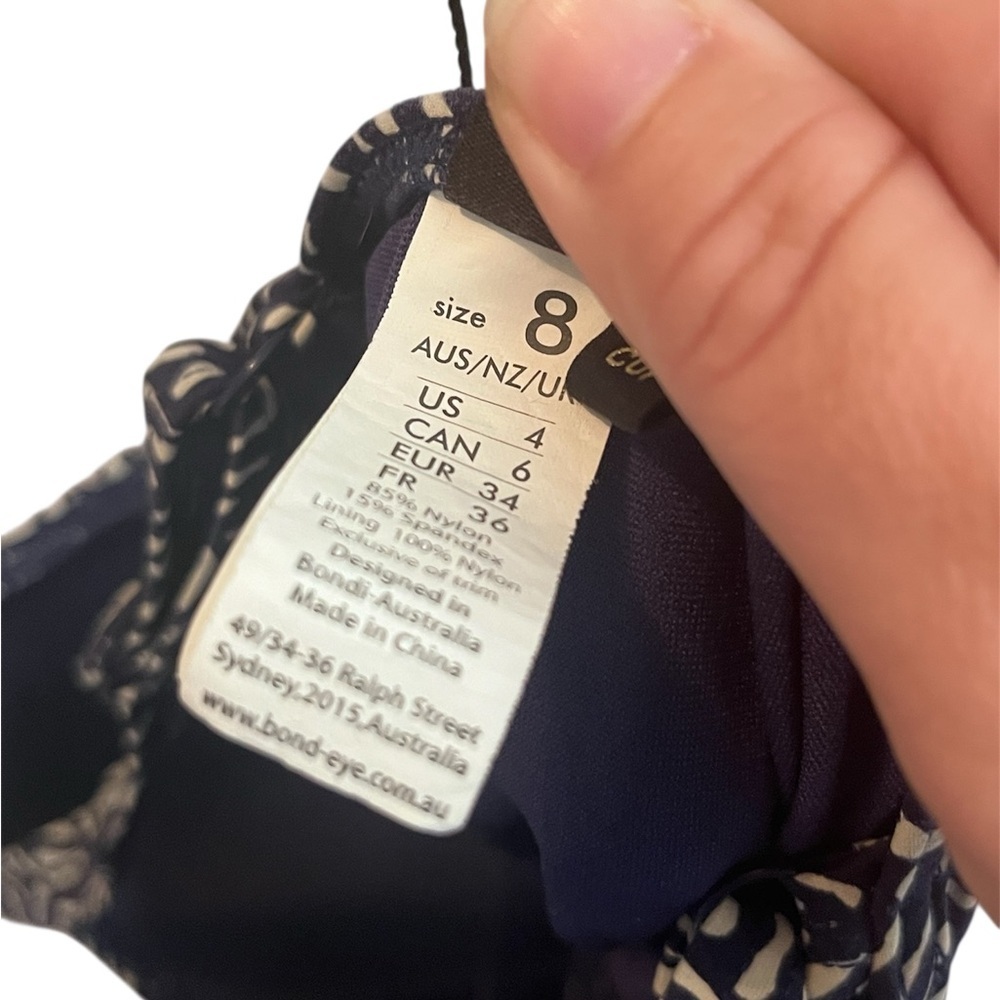 NWOT Bond-eye Australia Nip tuck Blue and White One Piece Swimsuit Size 4 - Picture 3 of 4